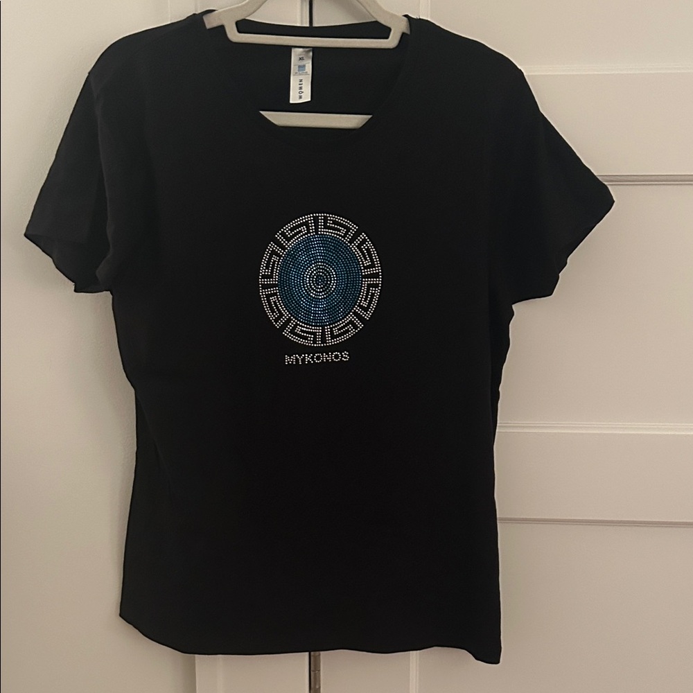 Black Mykonos Graphic Women's Top in 100% cotton size XL fitted